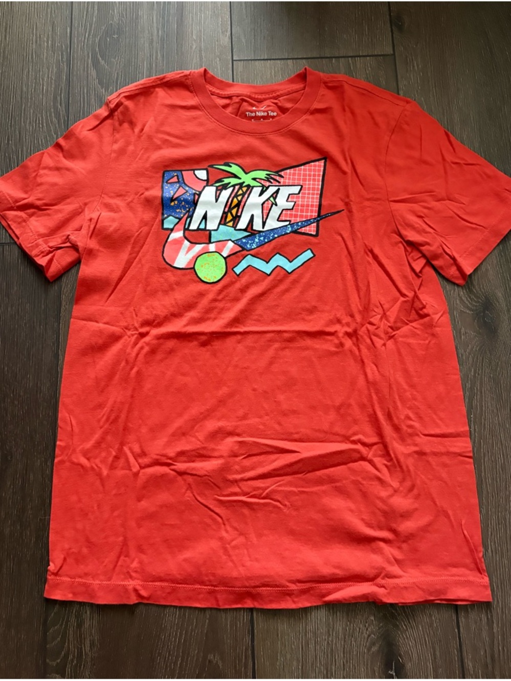 nike t shirt